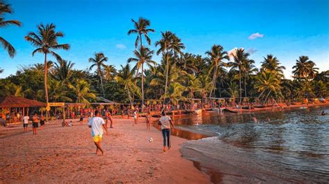 Turista de ilha no litoral baiano denuncia cobrança de comerciantes