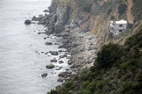 Hot Springs Creek Beach at Esalen Institute, Big Sur, CA - California ...