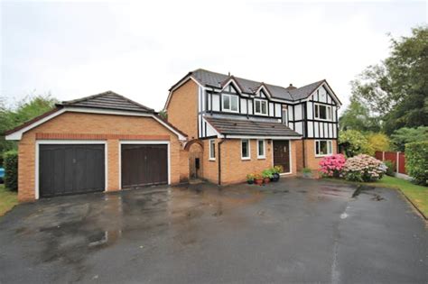 4 Bedroom Detached House For Sale In Croesmere Drive Great Sutton