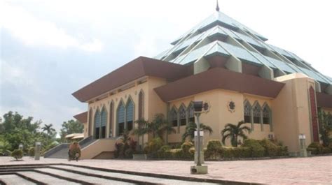 Ada Yang Rusak Dan Bocor Revitalisasi Masjid Agung Batam Segera