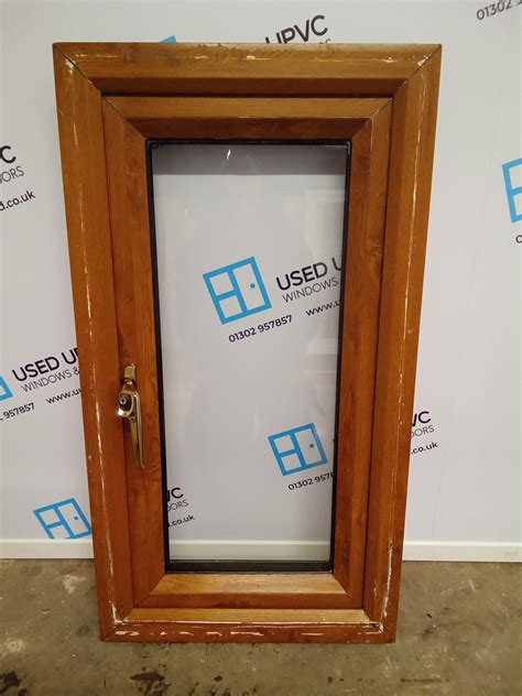 Used Oak Upvc Window 500mm x 915mm W0172 | Used UPVC Windows & Doors