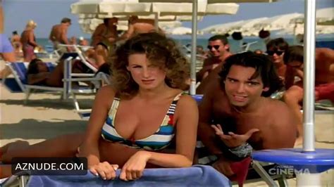 ABBRONZATISSIMI UN ANNO DOPO NUDE SCENES AZNude