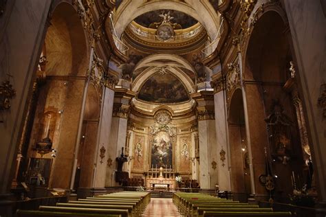 Basílica Pontificia De San Miguel Basílica Pontificia De San Miguel