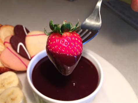 Chocolate Fondue For Two The Fruit Company