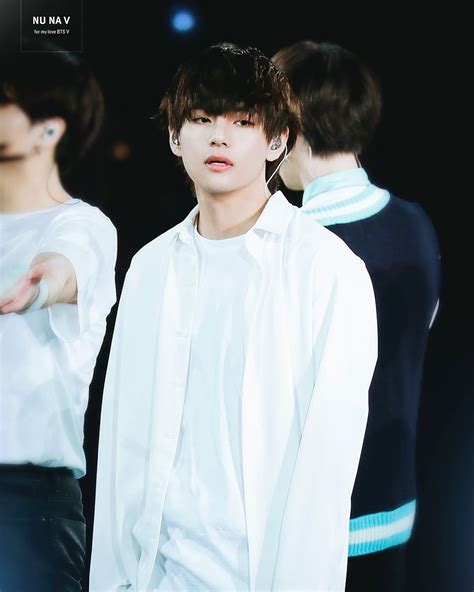 Pin by Gabriela Albornoz on 김태영 TAETAE Kim taehyung Taehyung