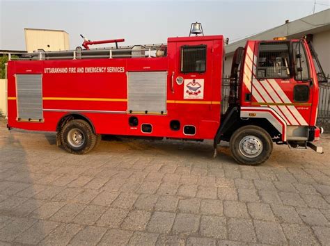 Fire Fighting Vehicles - Fire Engine Latest Price, Manufacturers ...