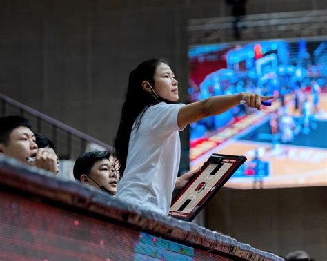 T1馬怡鴻代班台鋼獵鷹 成台灣職籃首名女性總教練 運動 中央社 Cna