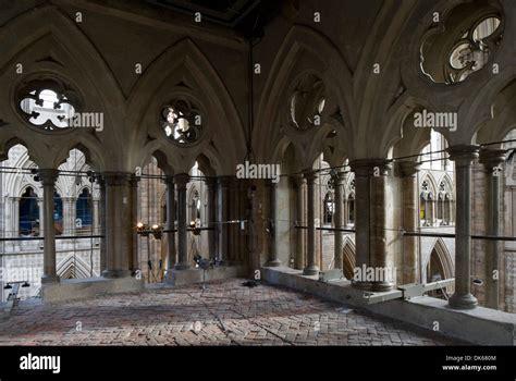 Westminster Abbey, London, United Kingdom. Architect: Several, 1745. Triforium Stock Photo - Alamy