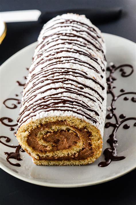 Banana Hazelnut Cake Roll