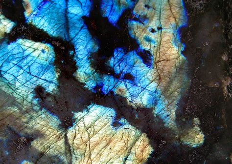 Mineral Mondays: Silicates - California Academy of Sciences