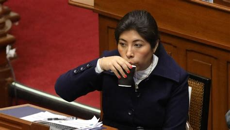 Betssy Chávez Entrega Su Pasaporte Diplomático Al Congreso Por Investigación Tras Golpe De