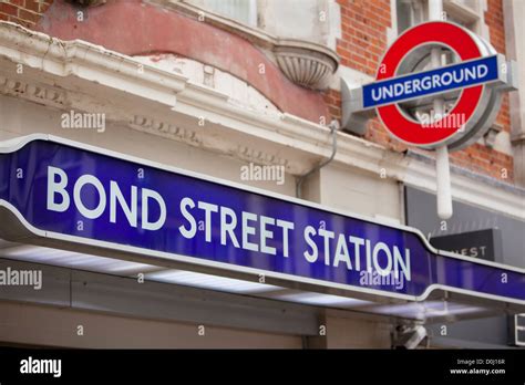 Bond street station hi-res stock photography and images - Alamy