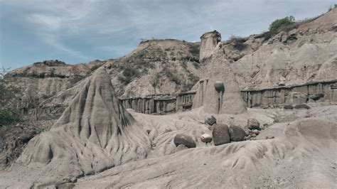 Rock Formations on a Desert · Free Stock Photo