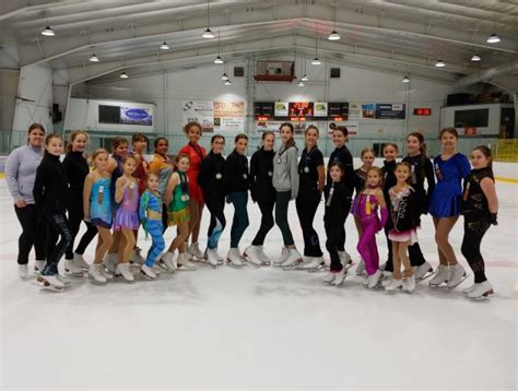 Une Pluie De M Dailles Pour Le Club De Patinage Artistique De Mont