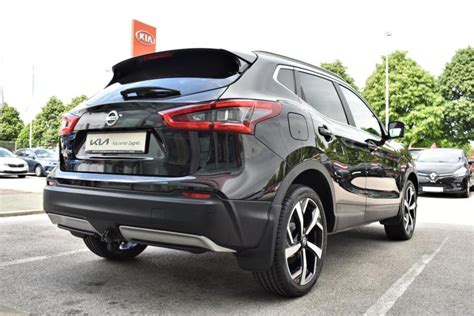 Nissan Qashqai 1 5 DCI KAMERA 360 PANORAMA NAVI DO 2 GODINE JAMSTVA