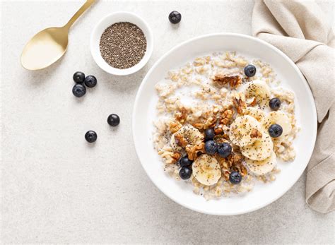 One Major Effect Oatmeal Has On Your Risk of Heart Disease, Says Science — Eat This Not That