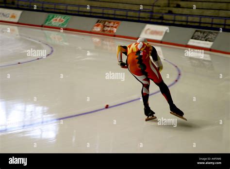 Long track speed skating Stock Photo - Alamy