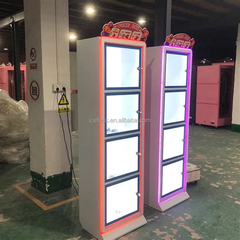 ICEFUNS Prize Locker Claw Crane Machine - Fun & Entertainment