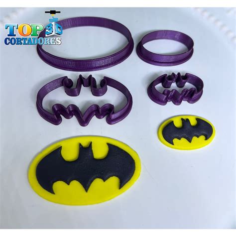 Kit Cortadores Batman Pasta Americana 2 Modelos 5cm E 3 4cm Shopee Brasil