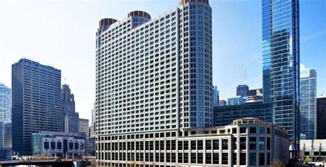 Sheraton Grand Chicago - Hotel With City Skyline View