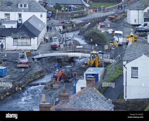 Flood defense work at Boscastle, Cornwall, UK. Replacing Lower Bridge ...