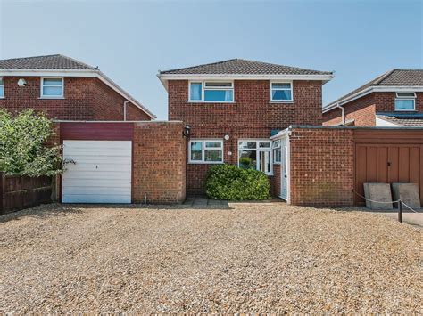 4 Bed Detached House For Sale In Cock Close Road Yaxley Peterborough