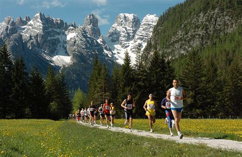 Cortina Dobbiaco Run Si Correr Allombra Delle Tre Cime Di Lavaredo