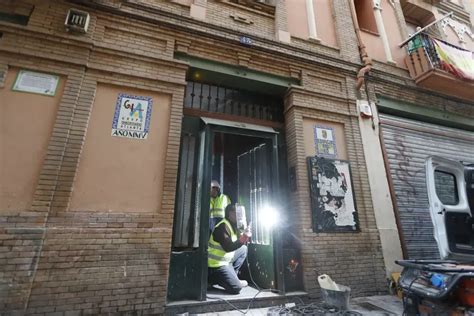 Fotos Del Desalojo Del Edificio Okupa De Pignatelli Y El Tapiado De Los