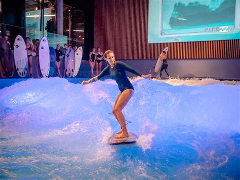 Beginners Course Oana Surf Citywave Ebikon