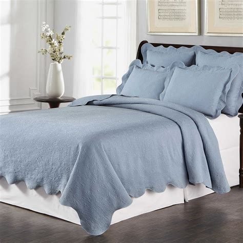 Lyon Matelassé Fullqueen Coverlet Set In Blue Bed Bath And Beyond