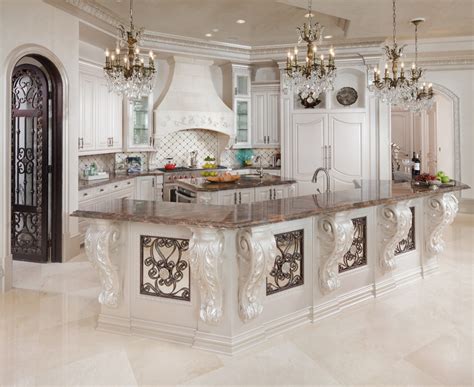 GRAND and Elegant Kitchens