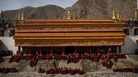 Buddhism attracts new converts in China - CNN