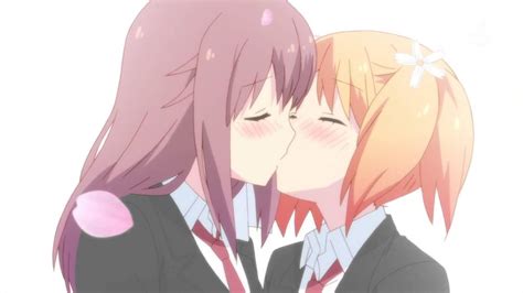 Kiss Scene Sakura Trick Youtube