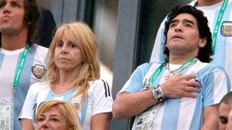 Diego Maradona ¿quién Es Claudia Villafañe Y Por Qué Fue Tan