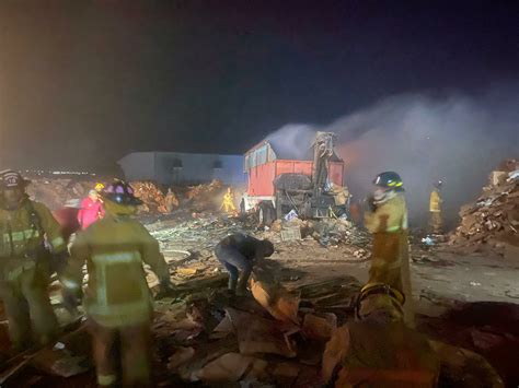 Incendio en recicladora de cartón deja solo daños materiales - Noticias