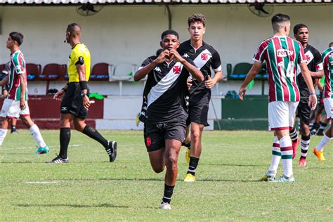 Pela Copa Rio Sub 17 Vasco Vence O Fluminense Papo Na Colina