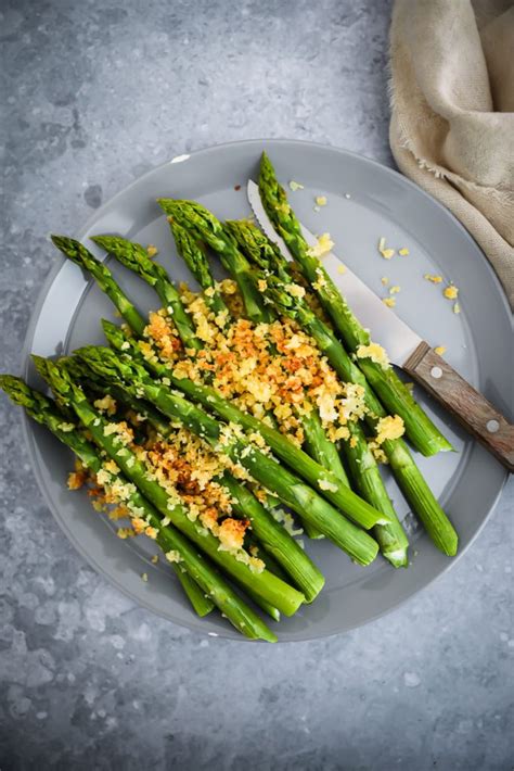 Gr Ner Spargel Aus Dem Ofen Mit Parmesankruste