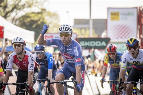 Axel Laurance vence ao sprint quinta etapa da Volta à Catalunha