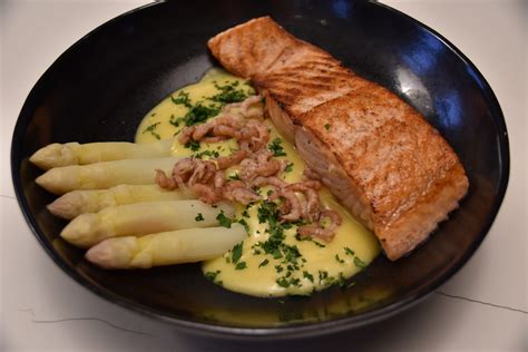 Zalm Met Asperges En Hollandaisesaus De Keuken Van Liselotte