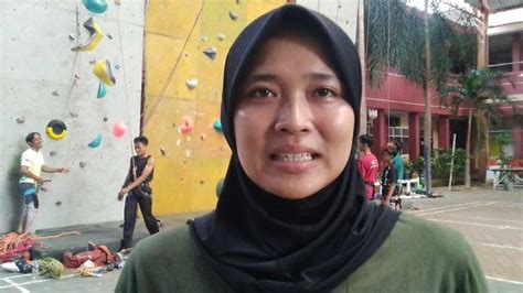 Kisah Aries Susanti Juara Dunia Panjat Tebing Asal Grobogan Pilih