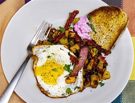 A Corned Beef Hash Sam Spade Would Have Approved The Provincetown Independent