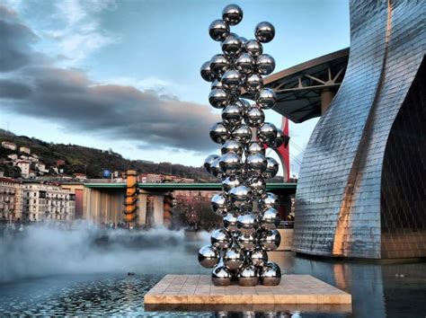 Bilbao S Guggenheim Museum Not Just A Building