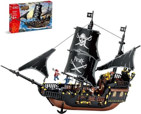 Sky Line Ocean Pirate Ship Building Blocks With Miniature Characters