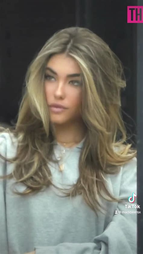 Madison Beer As Blonde In Madison Beer Hair Dirty Blonde Dirty Blonde Hair