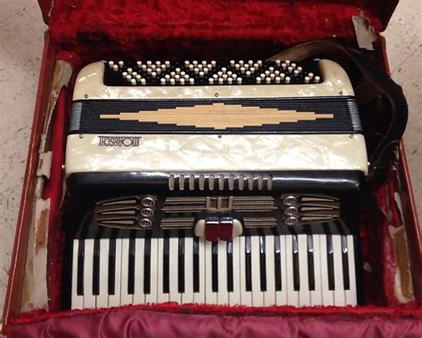 Moreschi Accordion Vintage 1940 S Made In Italy Black With Reverb