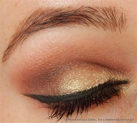 Makeup Revolution I Heart Revolution I Chocolate Naked Chocolate Eyeshadow Palette