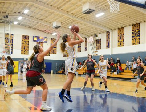 Down To 7 Players Hamilton Girls Basketball Summons True Team Effort