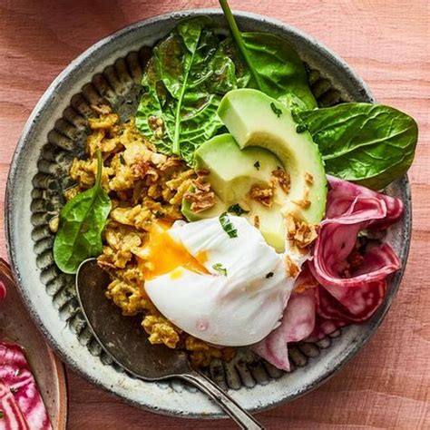 Porridge Bowl Mit Avocado Und Pochiertem Ei BRIGITTE De