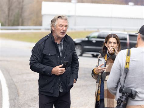 Alec Baldwin Claims He Didnt Pull Trigger On Gun That Killed Halyna