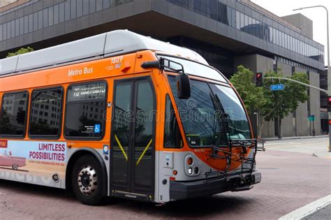 Los Angeles, California: LA Metro Bus Transit, Public Transport of Los ...